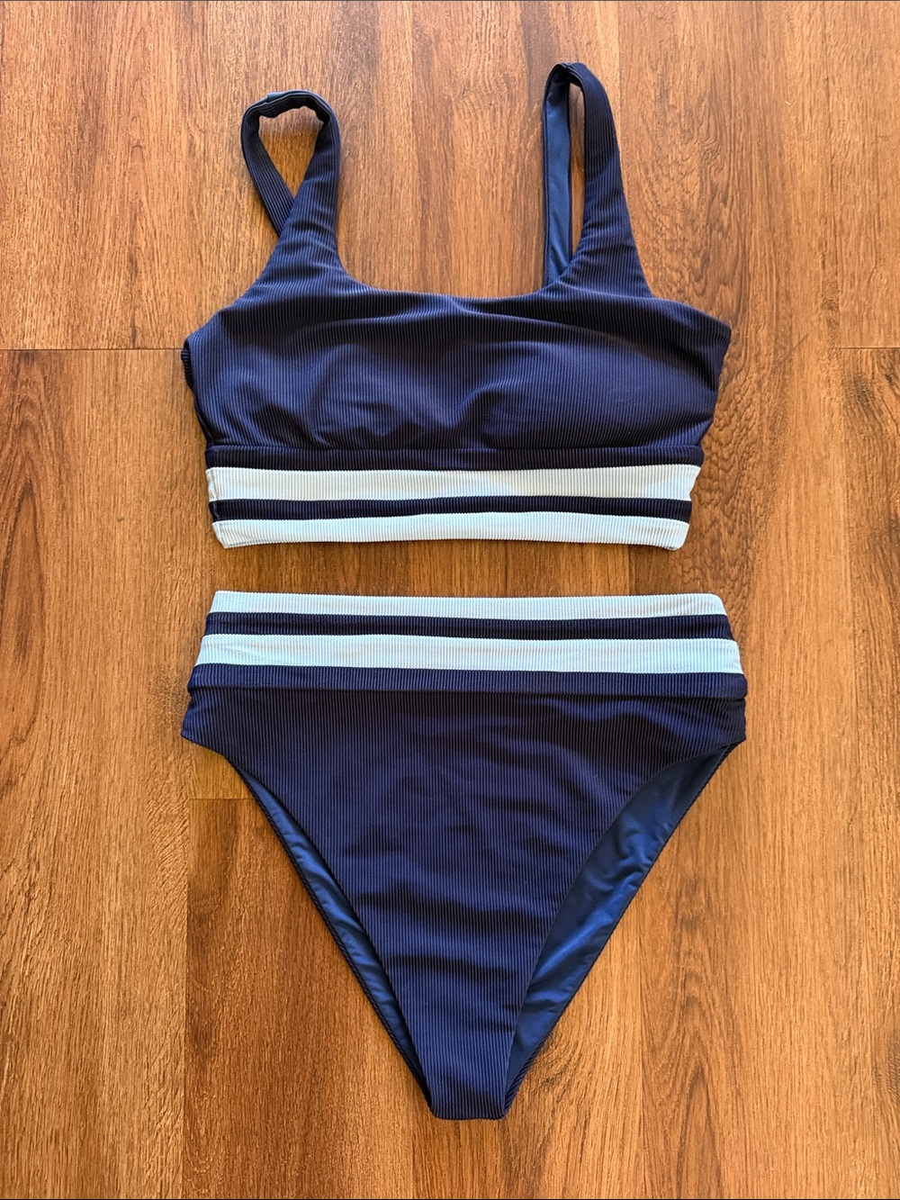 New Beach Riot Bikini Set - Picture 3 of 5